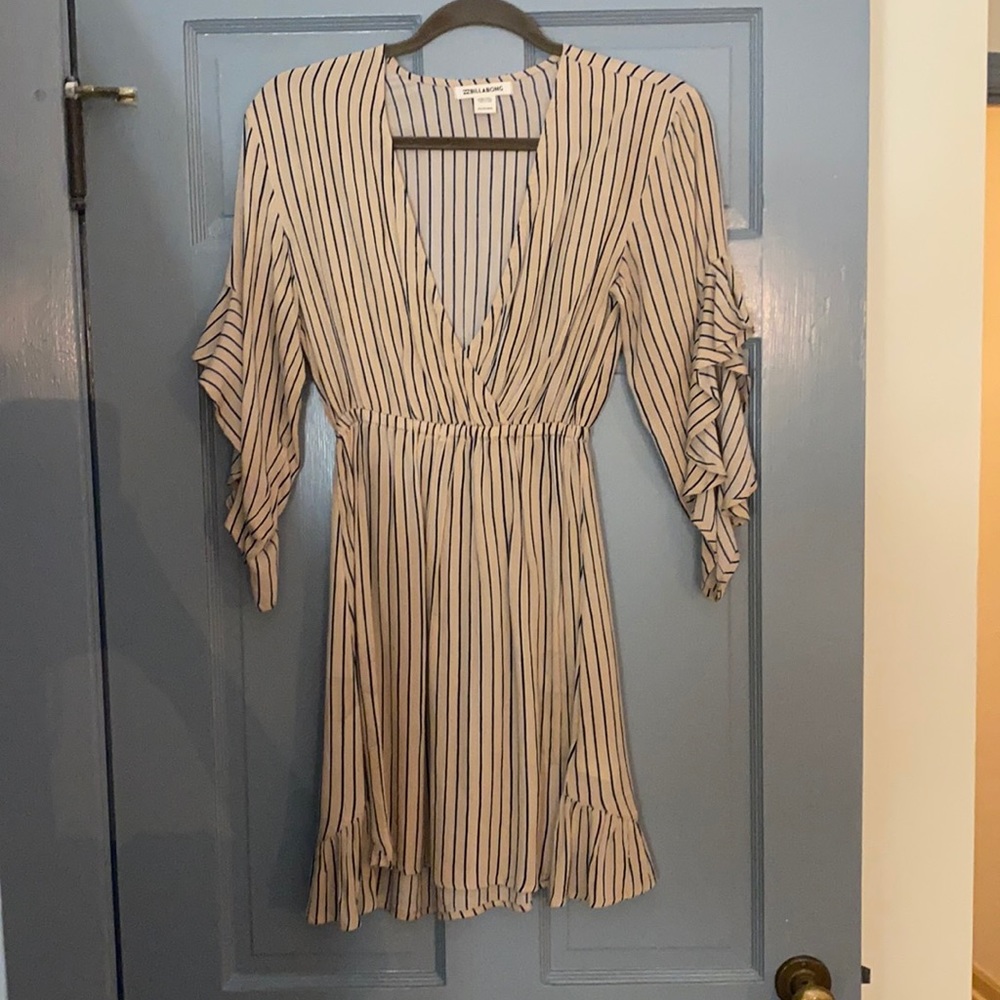 Billabong dress
